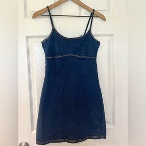 Vintage denim mini dress 🌸
